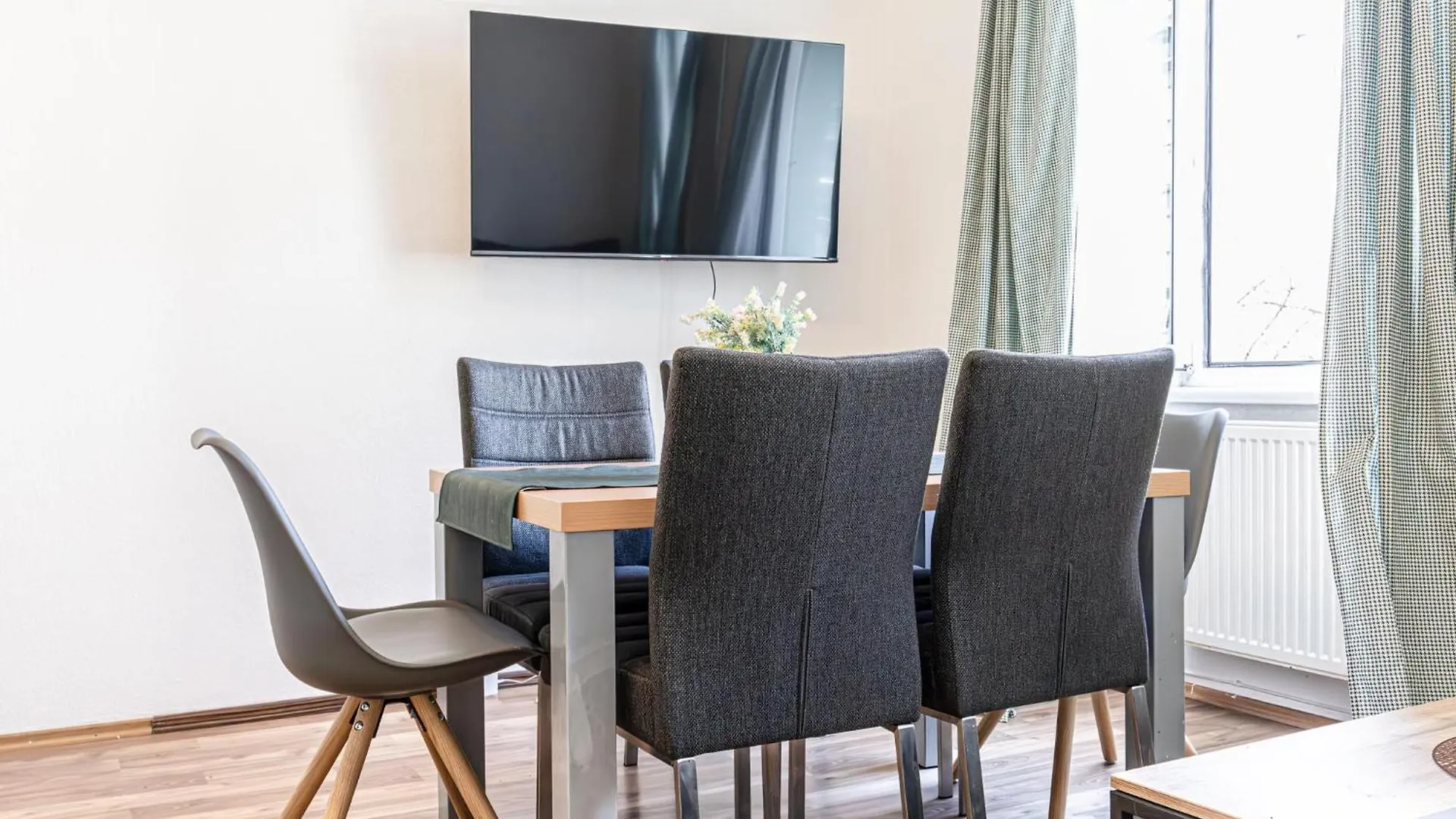 Stylish 2Br Shared Apt, Central With Easy City Access Wien Østrig