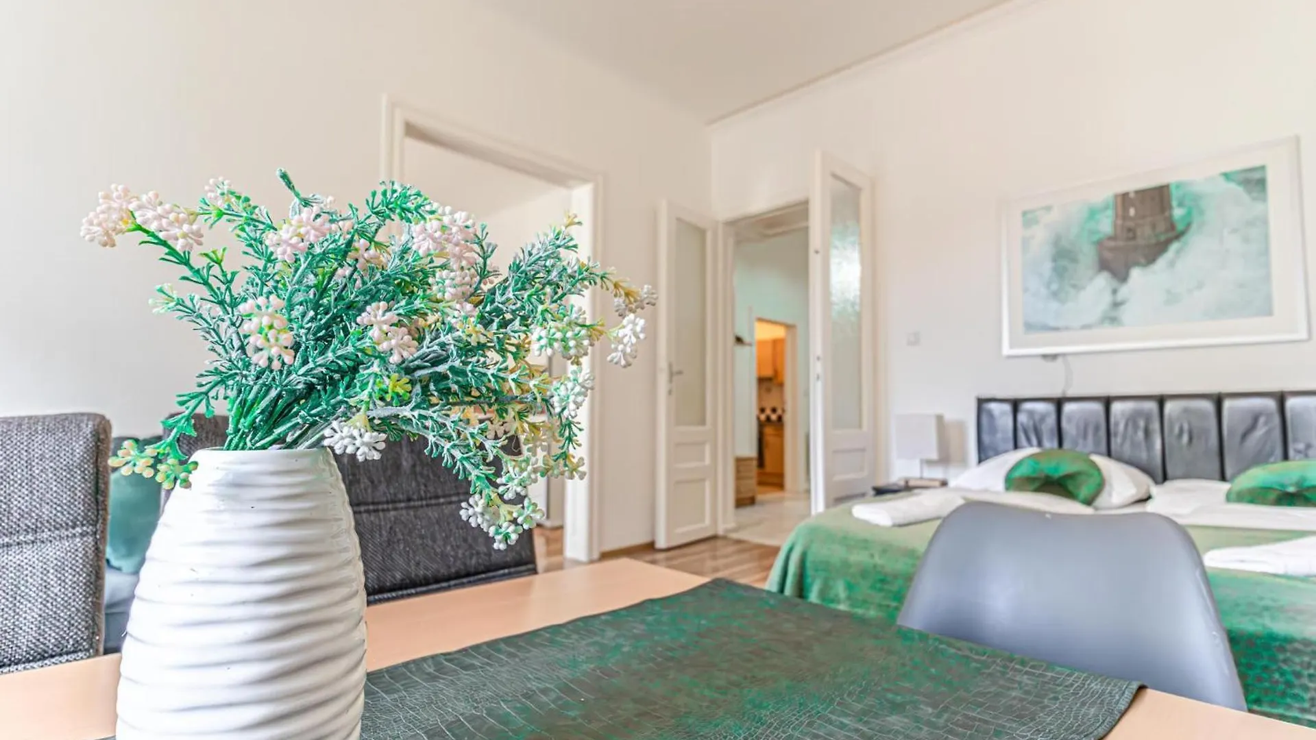 Stylish 2Br Shared Apt, Central With Easy City Access Wien